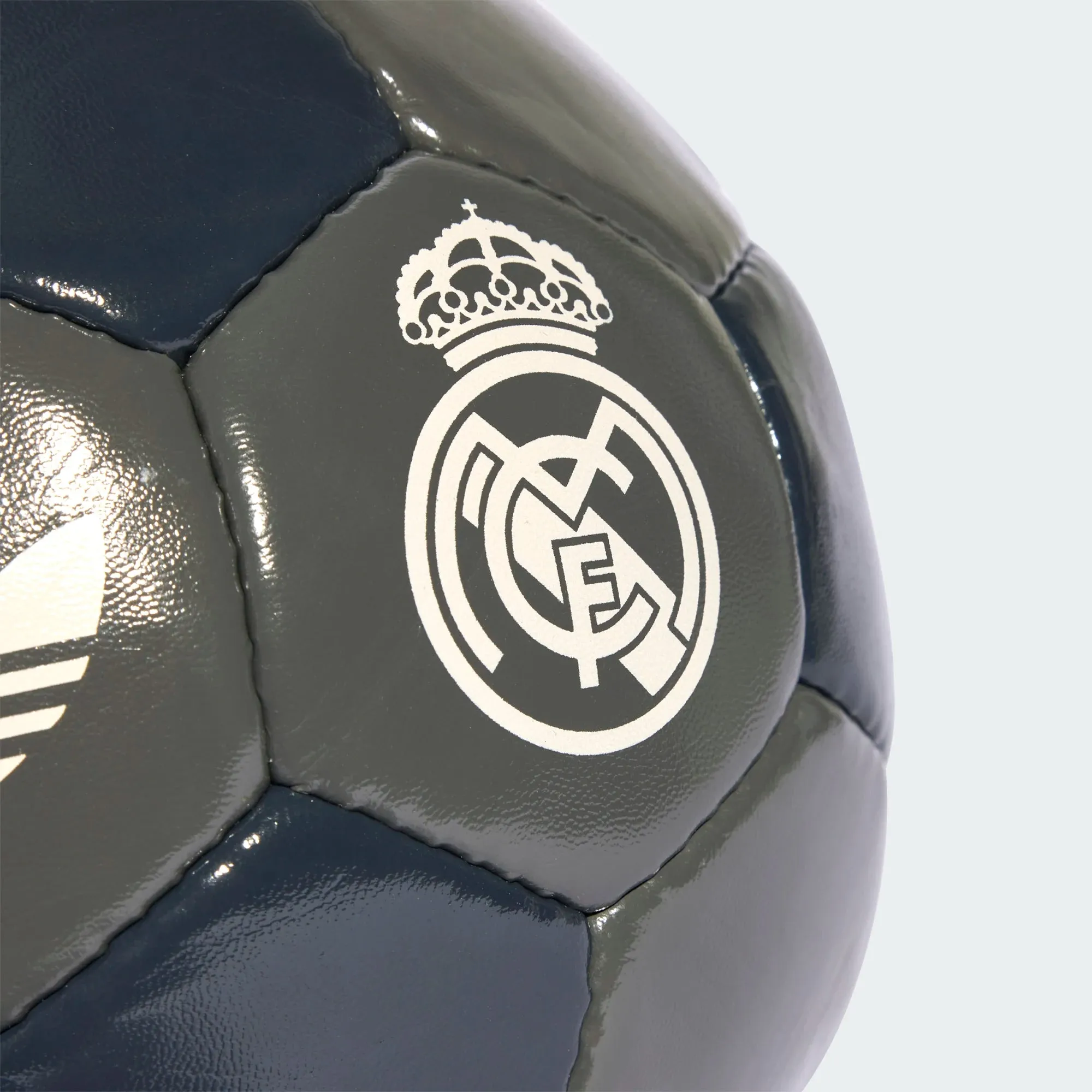 adidas Real Madrid Club Trefoil Ball