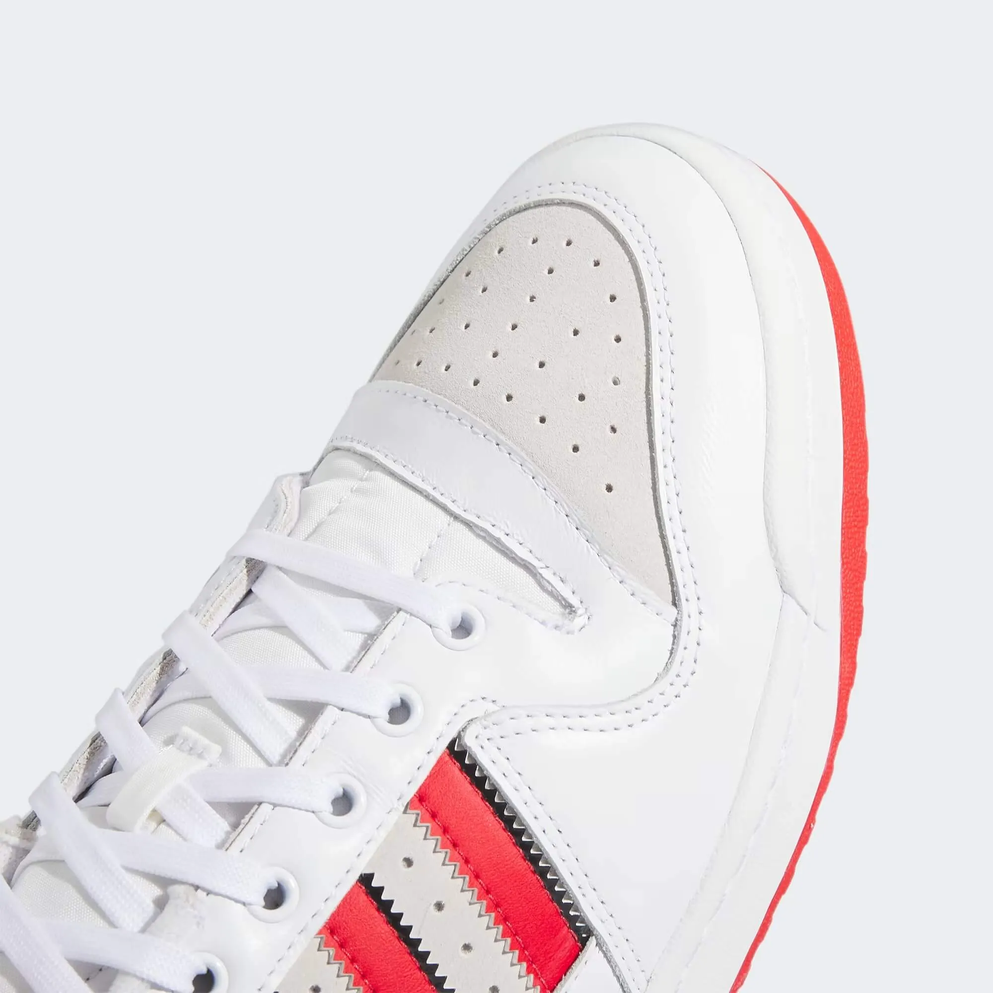 Adidas Skateboarding Forum 84 Low ADV Shoes | White / Scarlet / Black