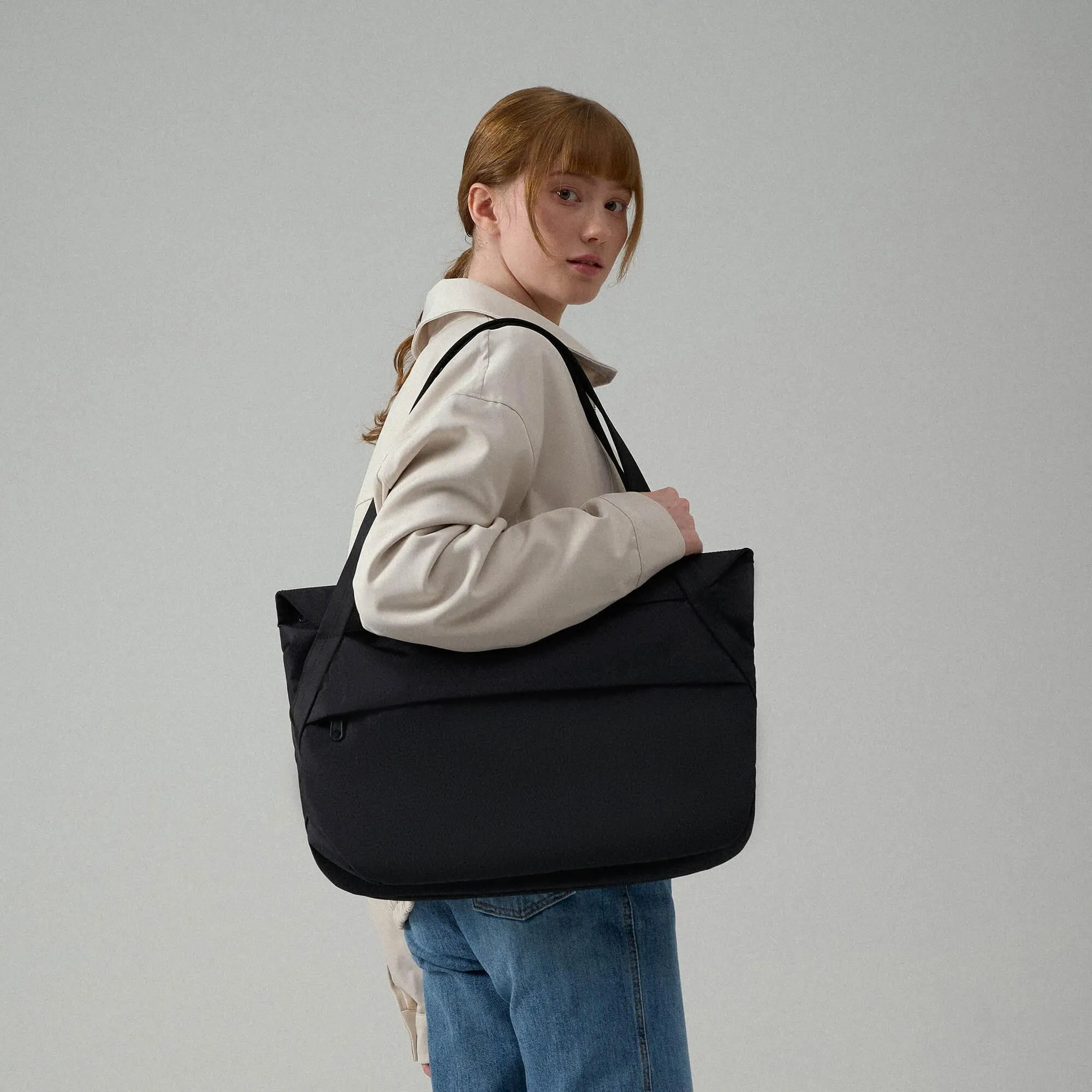 Airy Tote