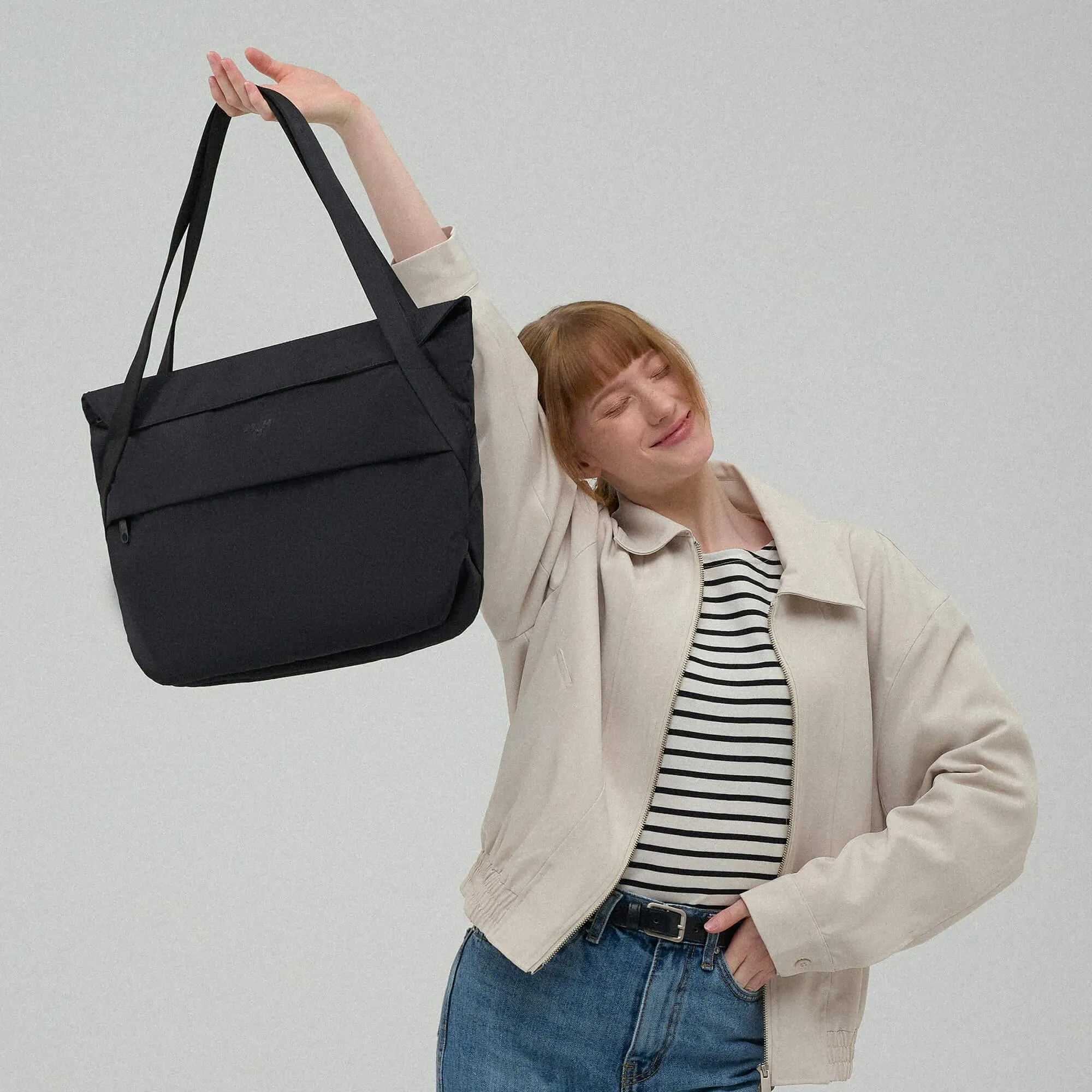 Airy Tote