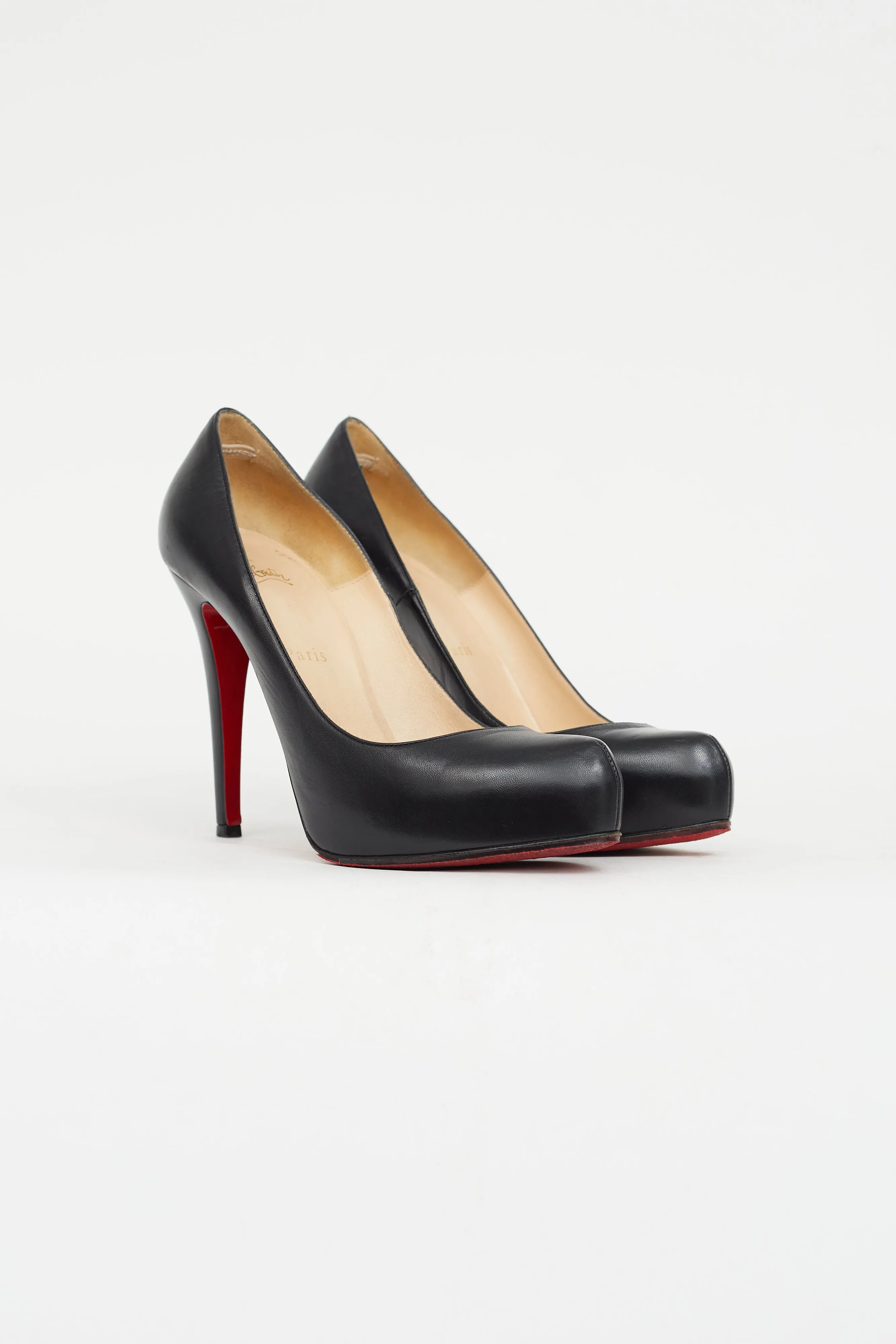 Black Leather Rolando Pump