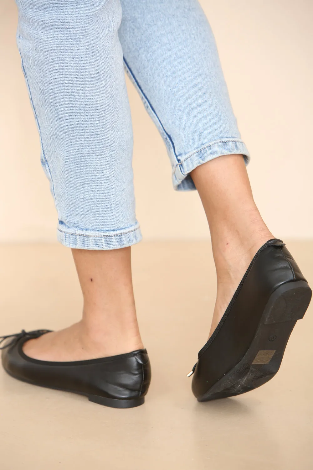 BLACK PU BASIC BOW DETAIL BALLET FLATS SLIP ON BALLERINA SHOES