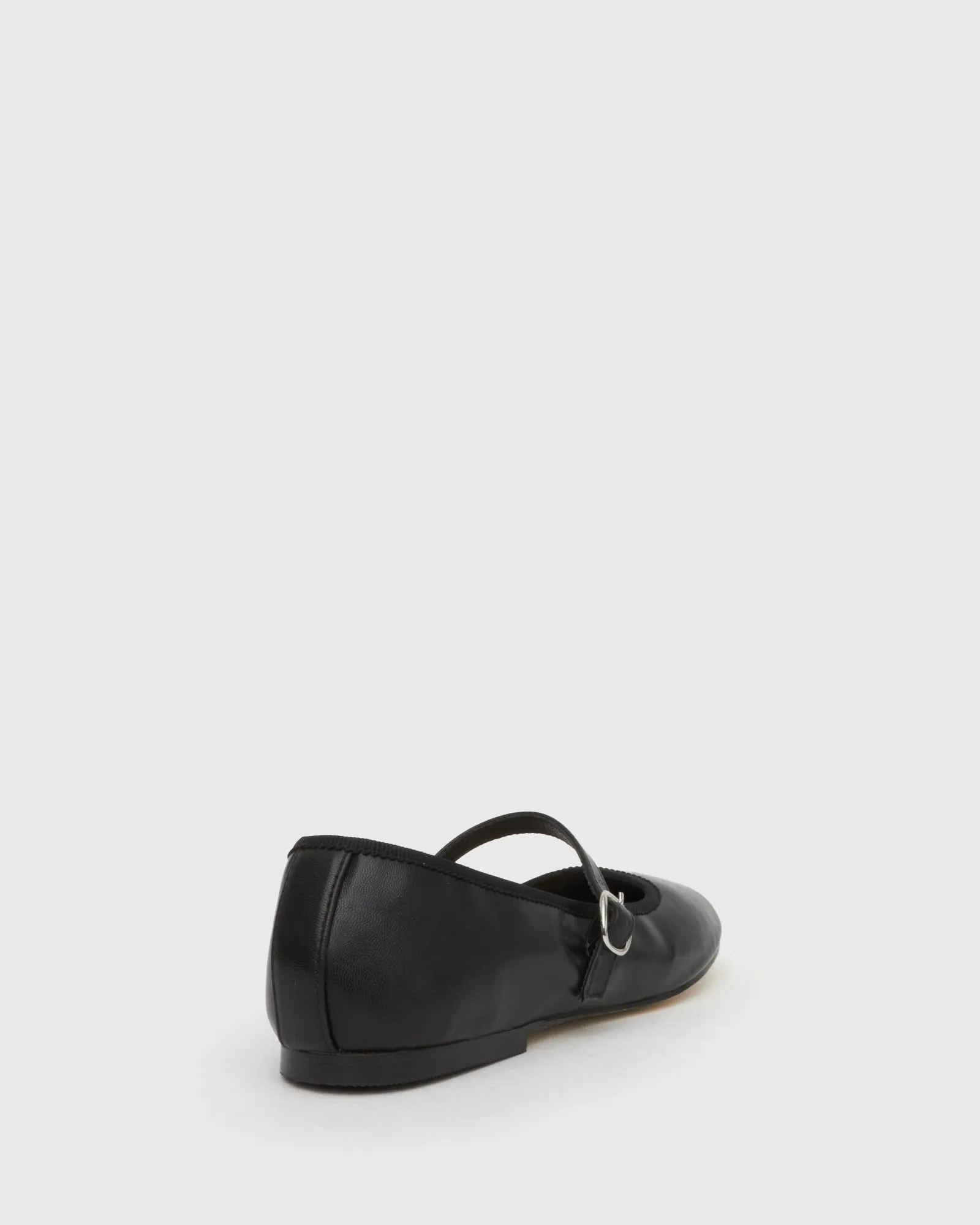 BRI Round Toe Ballet Flats