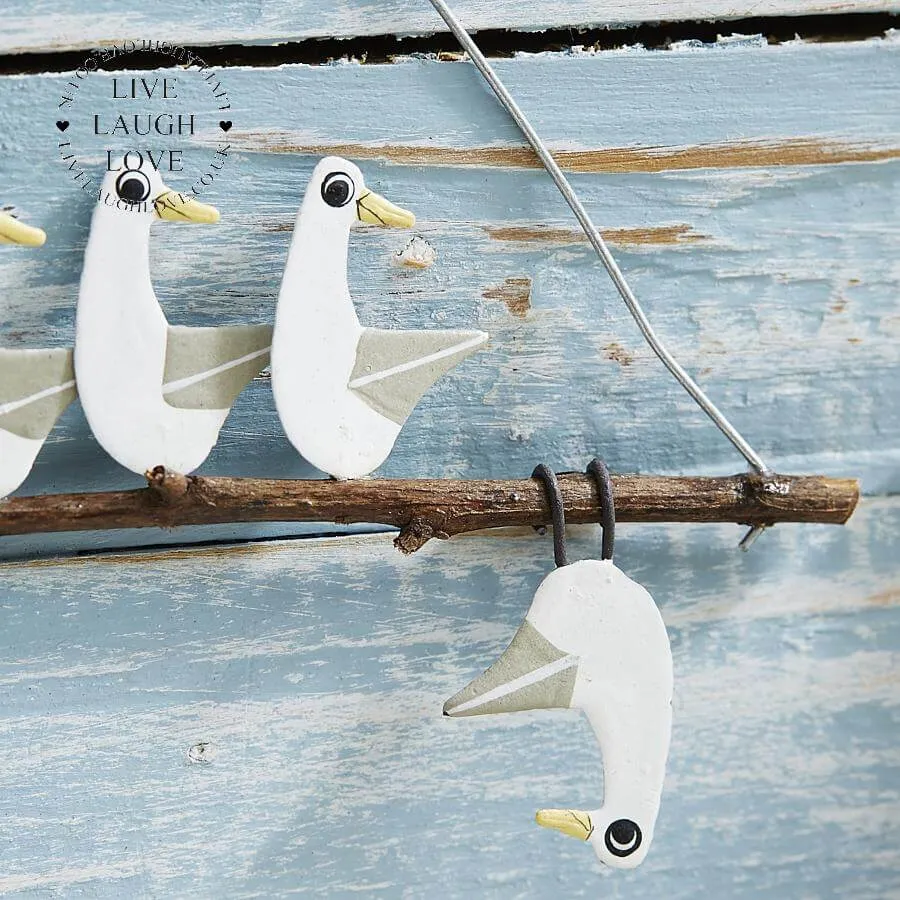 Flipped Seagull Nautical Hanger