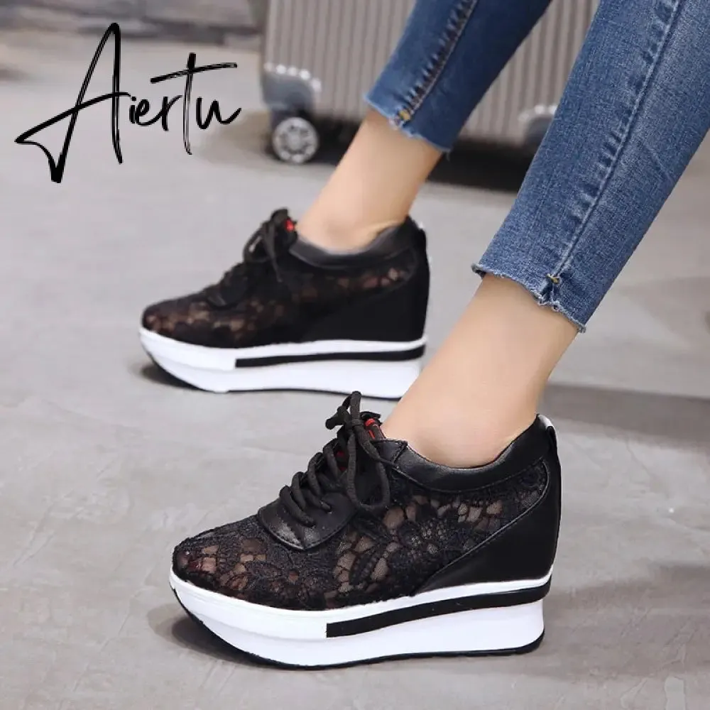 Hot Sales  Summer New Lace Breathable Sneakers Women Shoes Comfortable Casual Woman Platform Wedge Shoes