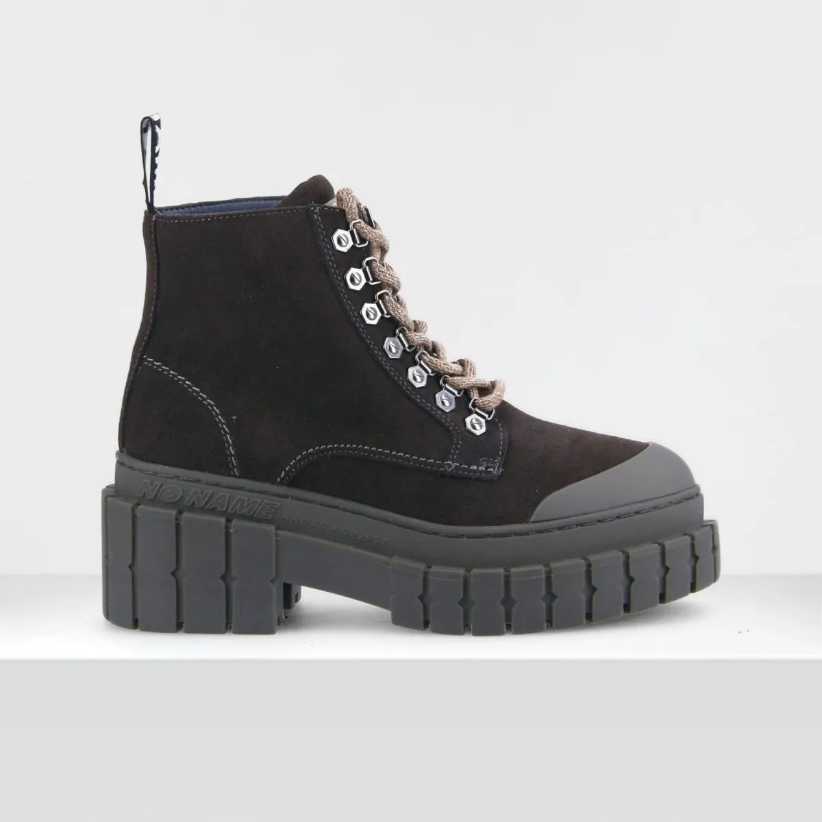 Kross Low Suede Smoke Boots