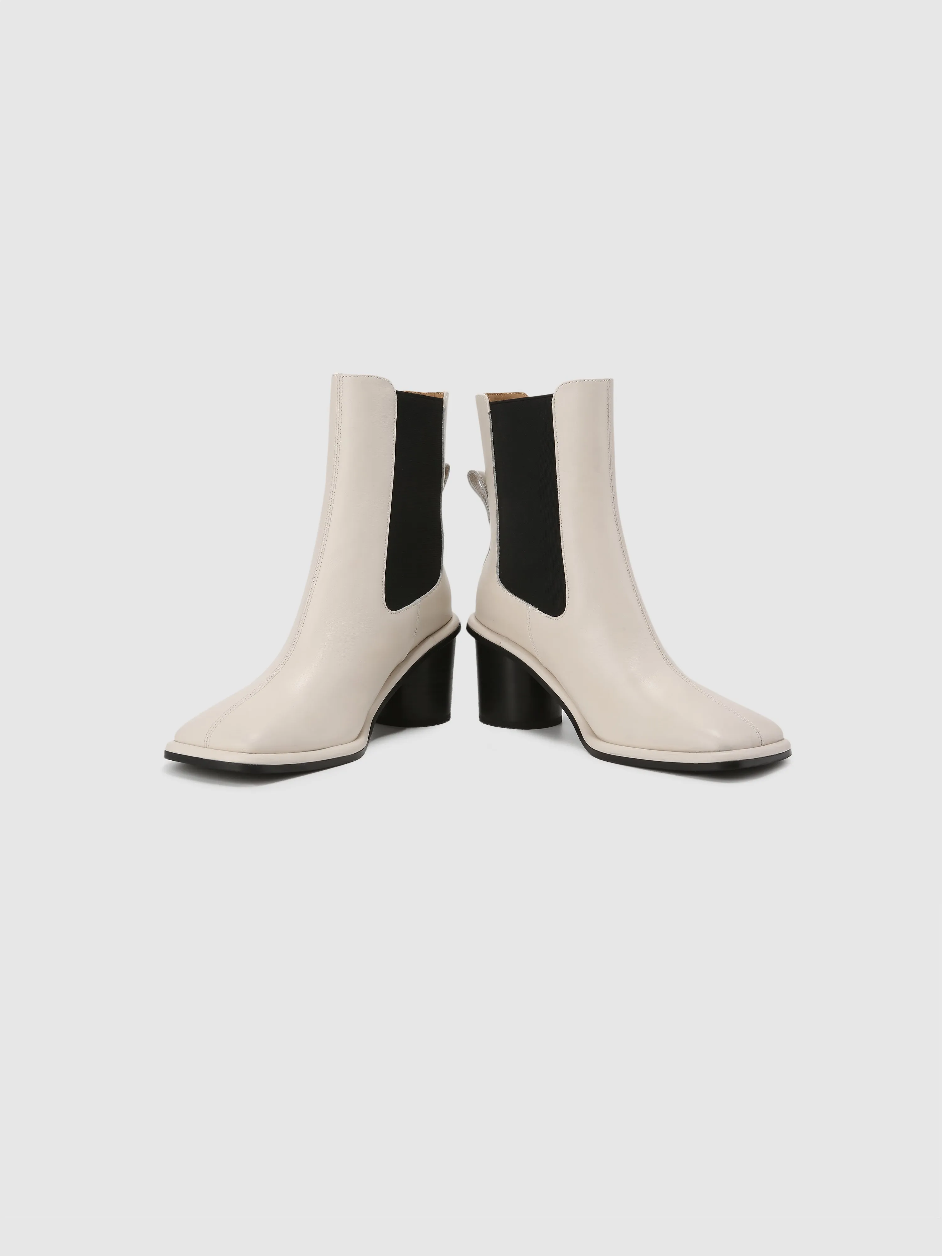 Ladies Heeled Chelsea Boots