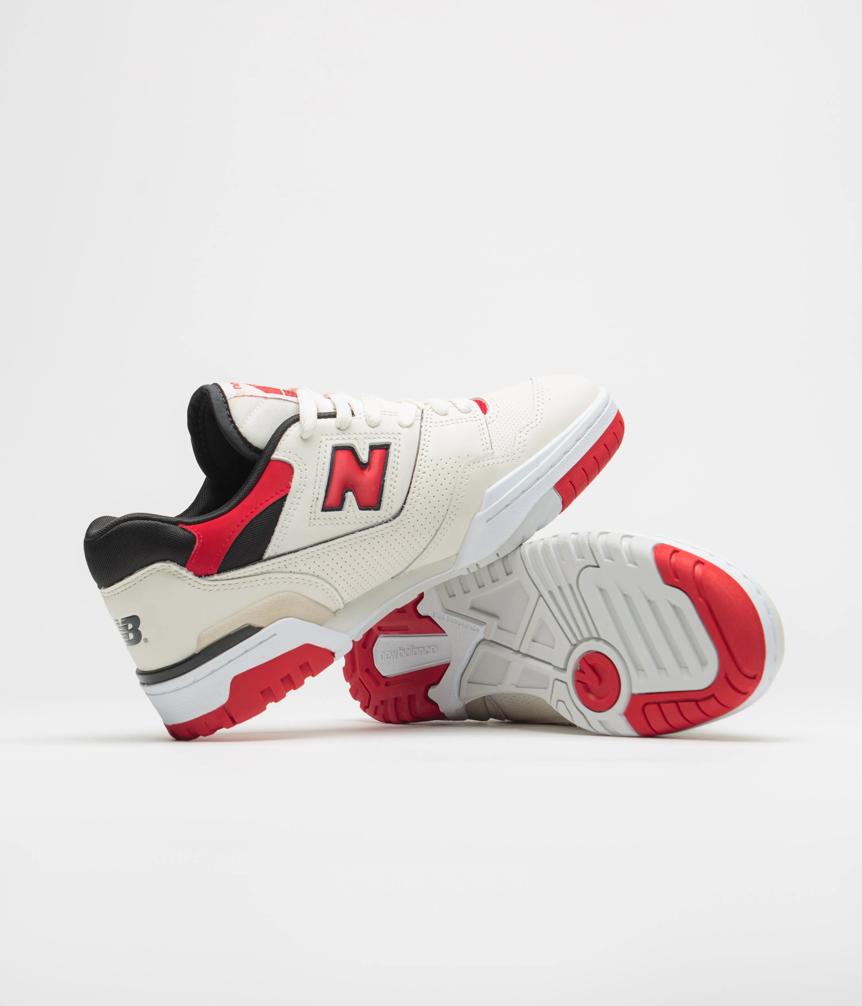 New Balance 550 Shoes - Sea Salt / Red