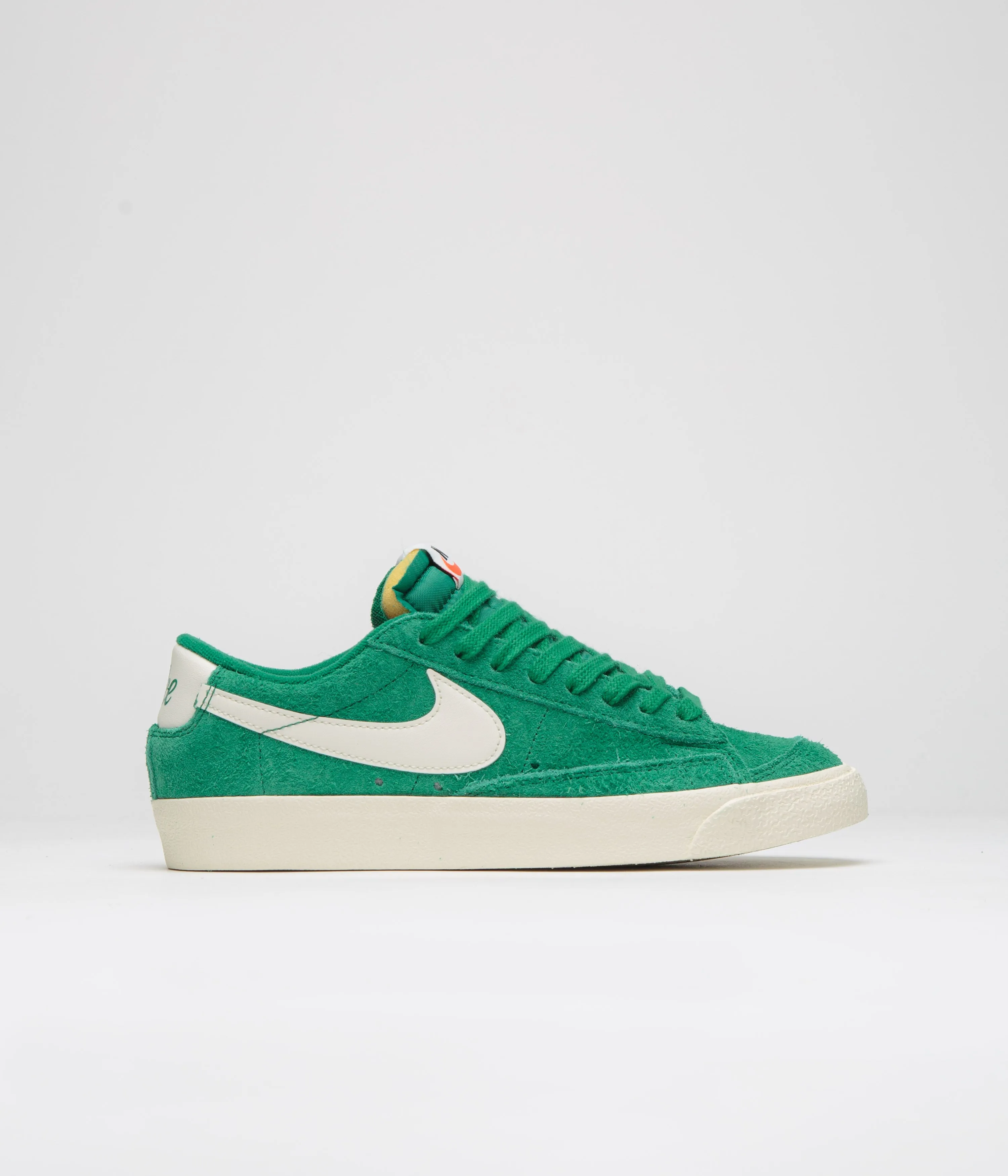 Nike Womens Blazer Low '77 Vintage Shoes - Malachite / Pale Ivory - Coconut Milk