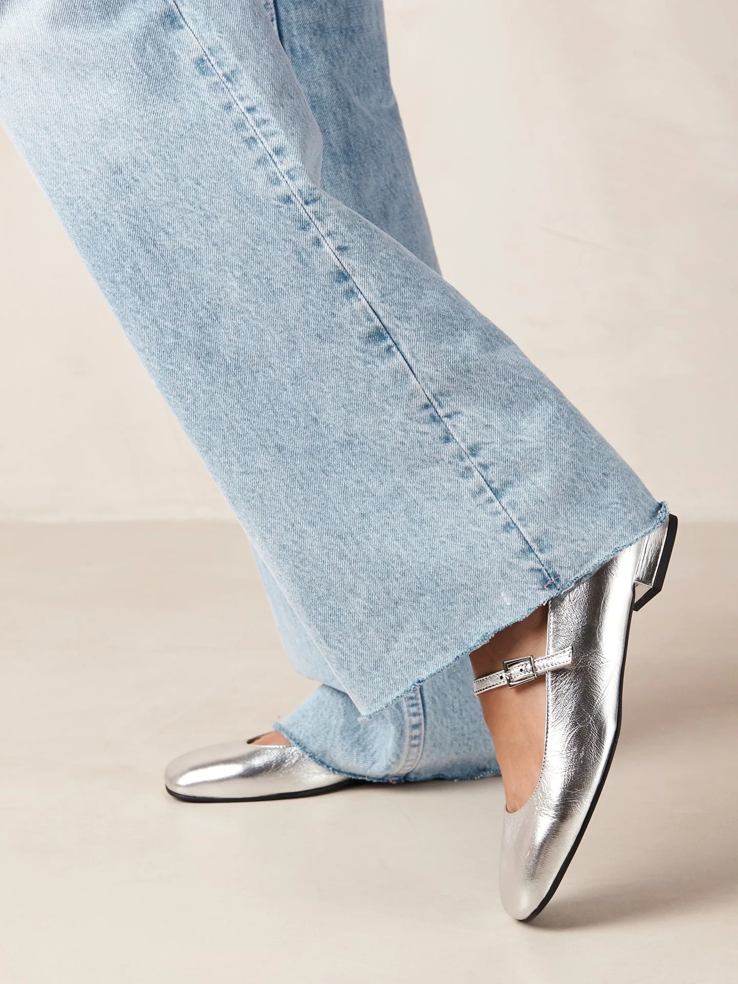 Por Do Sol Shimmer Silver Leather Ballet Flats - Shimmer Silver