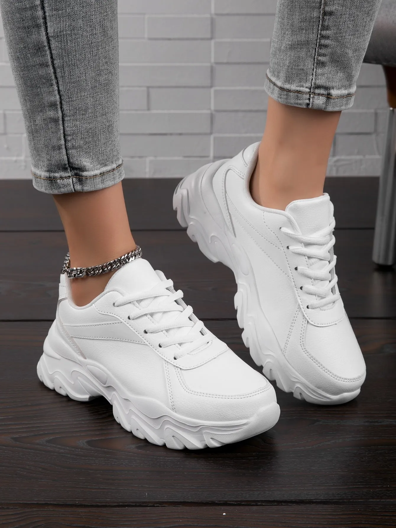 SHEIN Women Chunky Sneakers Lace-up Front Low Top Sports Shoes White, Women's Pu Athletic Running Shoes In White Solid Color