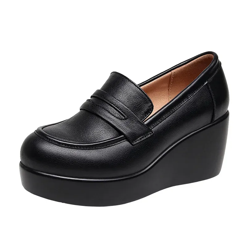 USS Shoes Vilma Women's Leather Black Platform Shoes