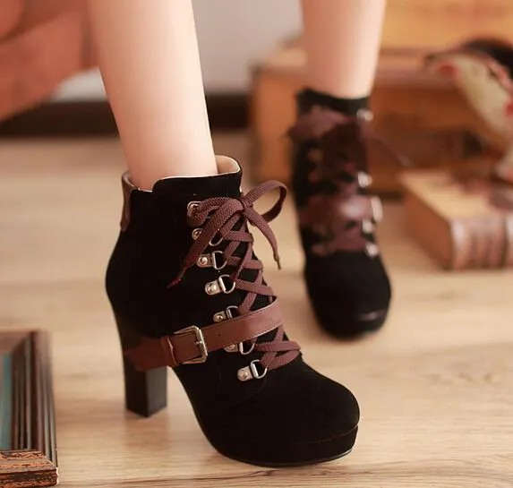 Women Pointed High-Heeled Martin Boots AD10242