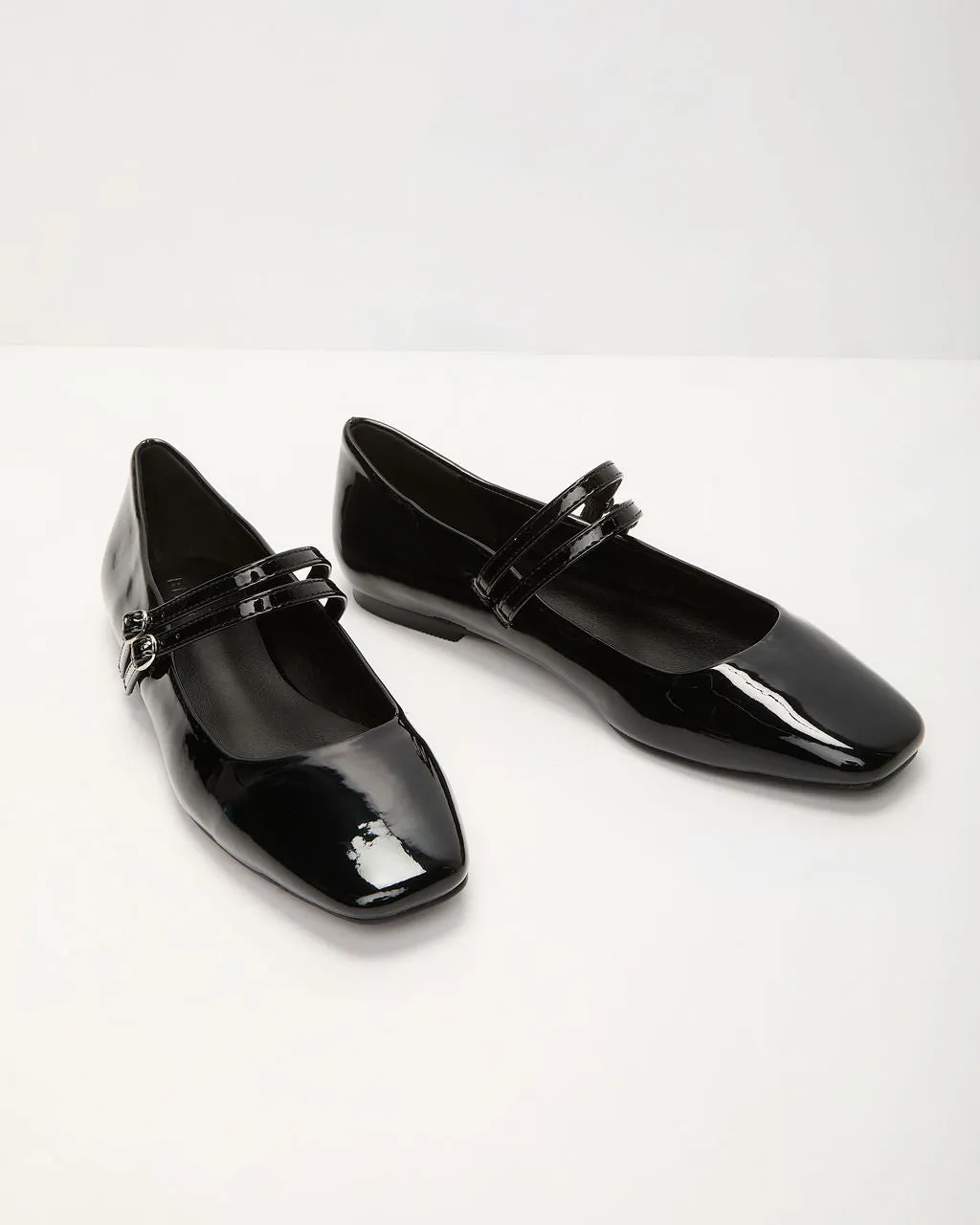 Zuri Patent Leather Ballet Flats